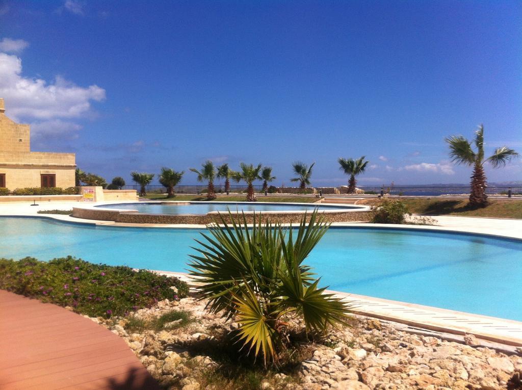 Fort Chambray Apartment Għajnsielem Szoba fotó